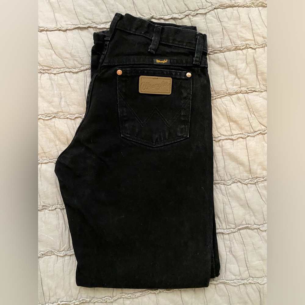 Wrangler, Cowboy Cut, Regular Fit.
